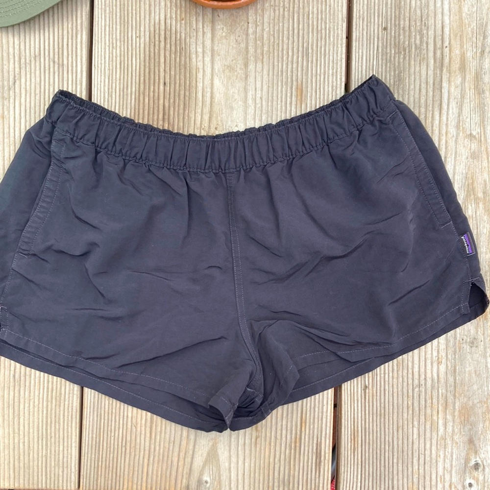Patagonia womens black Baggies